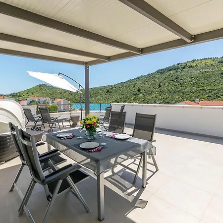 Apartament Lonamare
