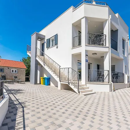 Apartmán Lonamare *