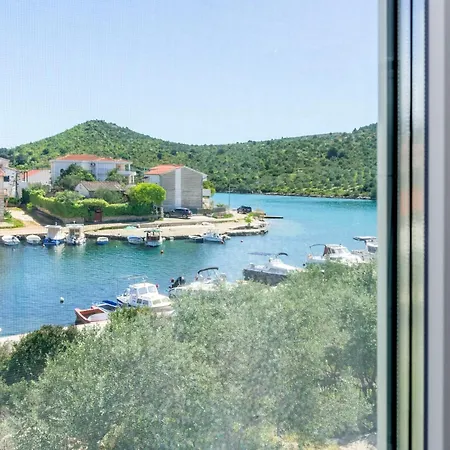Lonamare Apartmán